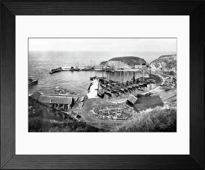 Framed Print : Portknockie Harbour early 1900s Framed Print : Portknockie Harbour early 1900s