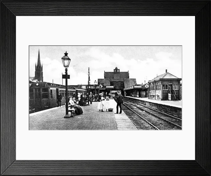 Framed Print : Park Railway Station, Birkenhead early 1900's Framed Print : Park Railway Station, Birkenhead early 1900's