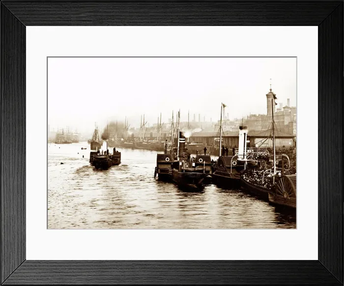 Framed Print : Broomielaw, Glasgow, Victorian period Framed Print : Broomielaw, Glasgow, Victorian period