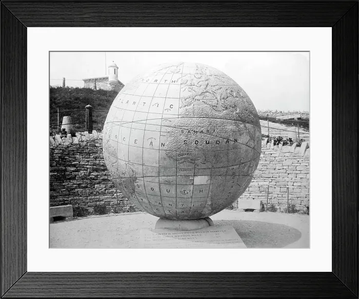 Framed Print : Swanage Globe, early 1900s Framed Print : Swanage Globe, early 1900s