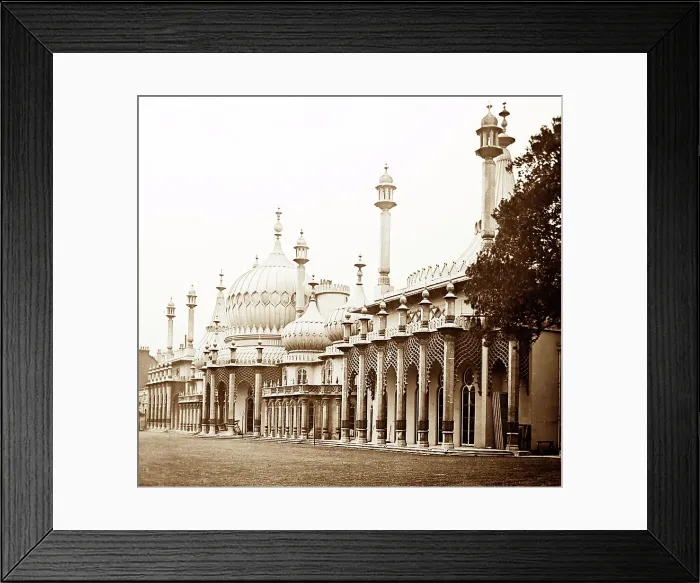 Framed Print : The Royal Pavilion, Brighton, Victorian period Framed Print : The Royal Pavilion, Brighton, Victorian period