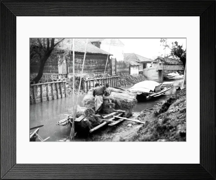 Framed Print : Canal boats, Shanghai, China, early 1900s Framed Print : Canal boats, Shanghai, China, early 1900s