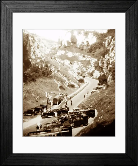 Framed Print : Charabanc trips through Cheddar Gorge, early 1900s Framed Print : Charabanc trips through Cheddar Gorge, early 1900s