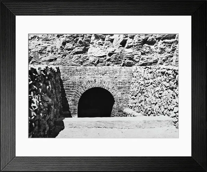 Framed Print : Entrance to the tomb of Amenhotep II, Egypt Framed Print : Entrance to the tomb of Amenhotep II, Egypt