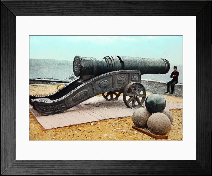 Framed Print : Mons Meg, Edinburgh Castle, Edinburgh, Scotland Framed Print : Mons Meg, Edinburgh Castle, Edinburgh, Scotland