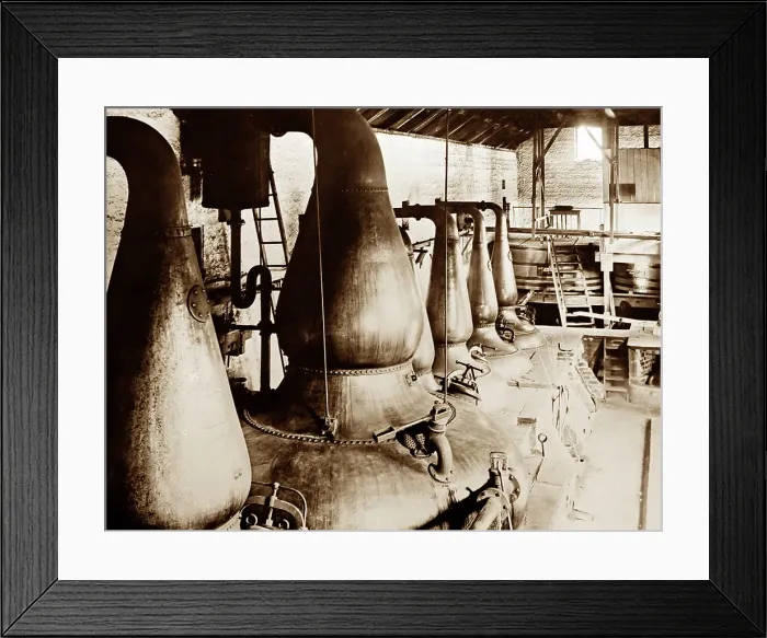 Framed Print : A Whisky Distillery, early 1900s Framed Print : A Whisky Distillery, early 1900s