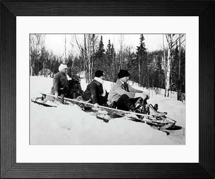 Framed Print : Bobsleigh, Montreal, Canada, early 1900s Framed Print : Bobsleigh, Montreal, Canada, early 1900s