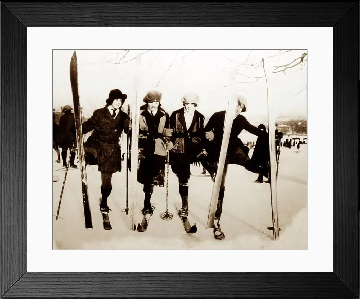 Framed Print : Girls skiing, Montreal, Canada, early 1900s Framed Print : Girls skiing, Montreal, Canada, early 1900s