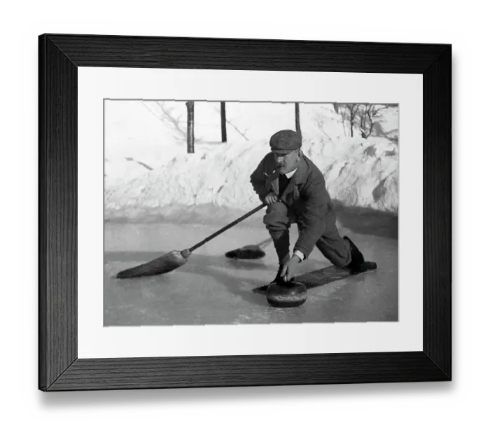 Framed Print : Curling, Scotland, early 1900s Framed Print : Curling, Scotland, early 1900s