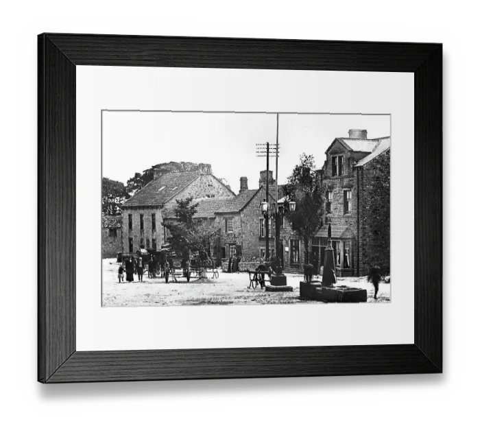 Framed Print : Grassington, The Square Framed Print : Grassington, The Square