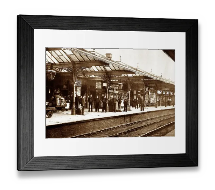 Framed Print : Skipton Railway Station early 1900s Framed Print : Skipton Railway Station early 1900s