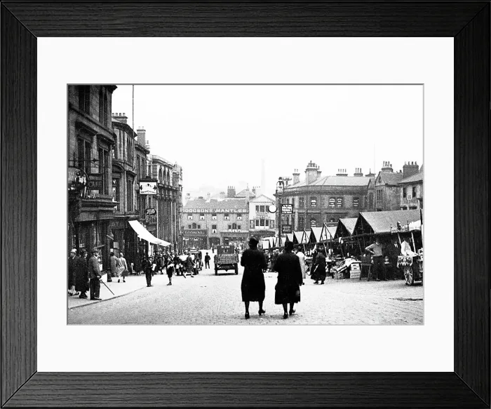 Framed Print : Barnsley Market Hill early 1900s Framed Print : Barnsley Market Hill early 1900s