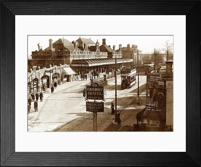 Framed Print : East Croydon Railway Station early 1900s Framed Print : East Croydon Railway Station early 1900s