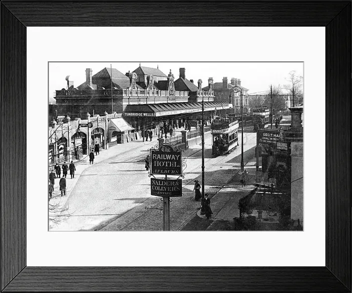 Framed Print : East Croydon Railway Station early 1900s Framed Print : East Croydon Railway Station early 1900s