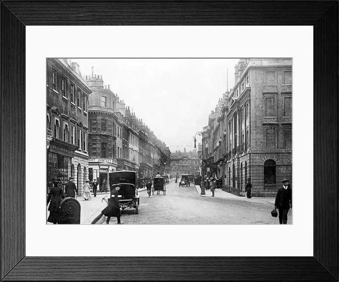 Framed Print : Bath Milsom Street early 1900s Framed Print : Bath Milsom Street early 1900s