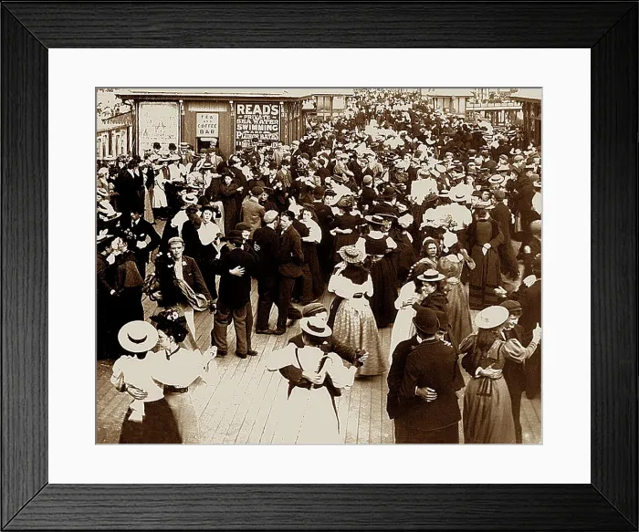 Framed Print : Dancing on Blackpool Pier, early 1900s Framed Print : Dancing on Blackpool Pier, early 1900s