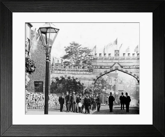 Framed Print : A celebration arch, Crawshawbooth, Rossendale, early 1900s Framed Print : A celebration arch, Crawshawbooth, Rossendale, early 1900s