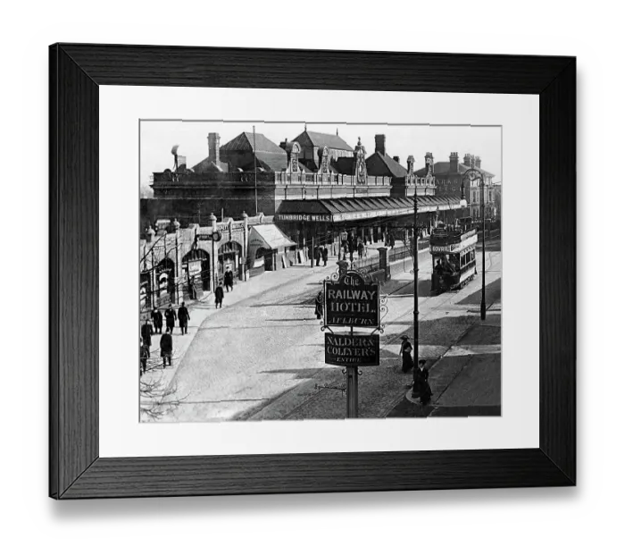 Framed Print : East Croydon Railway Station, early 1900s Framed Print : East Croydon Railway Station, early 1900s