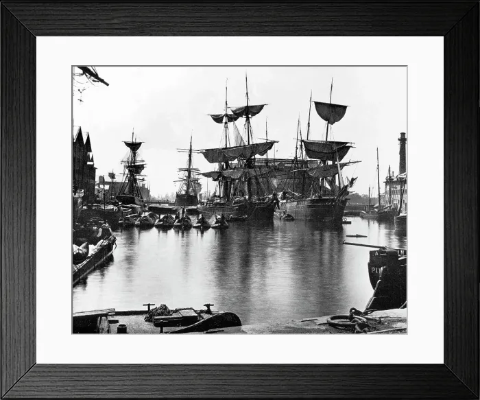Framed Print : The Docks, Gloucester, Victorian period Framed Print : The Docks, Gloucester, Victorian period