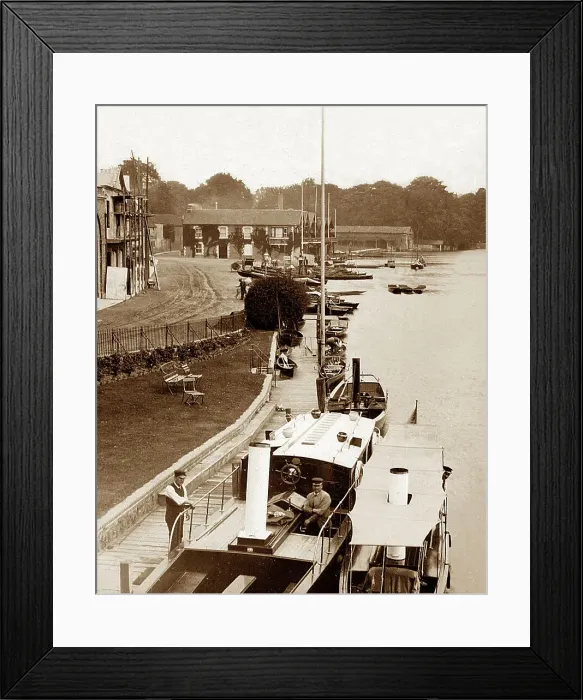 Framed Print : River Thames, Henley on Thames, Victorian period Framed Print : River Thames, Henley on Thames, Victorian period