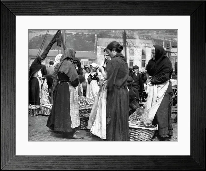 Framed Print : North Shields Fish Wives early 1900s Framed Print : North Shields Fish Wives early 1900s