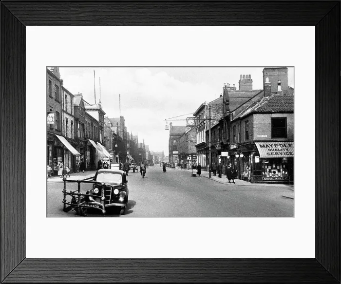 Framed Print : North Shields Saville Street probably 1940s Framed Print : North Shields Saville Street probably 1940s