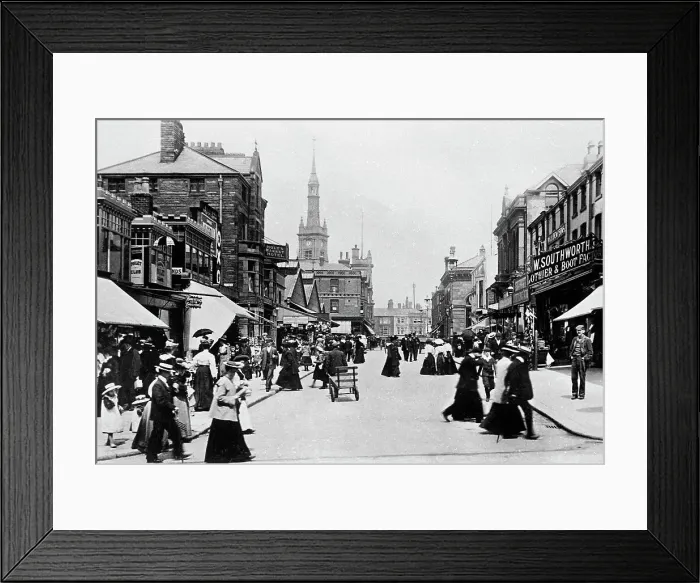 Framed Print : Lytham Street, Blackpool early 1900's Framed Print : Lytham Street, Blackpool early 1900's