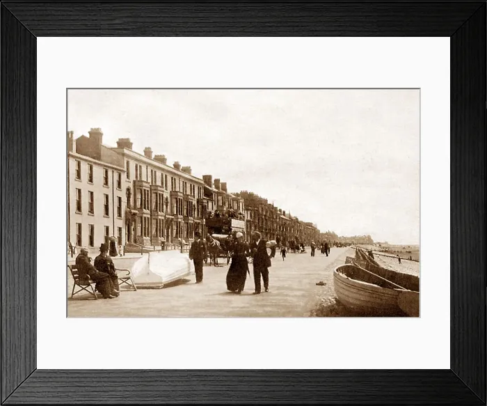 Framed Print : Blackpool Promenade early 1900s Framed Print : Blackpool Promenade early 1900s
