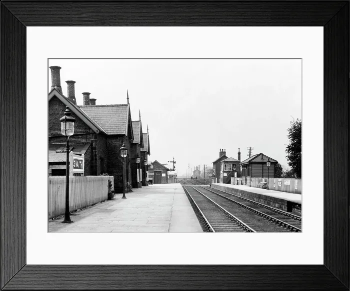Framed Print : Snaith Railway Station early 1900s Framed Print : Snaith Railway Station early 1900s