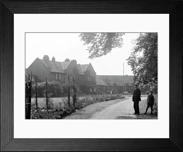 Framed Print : South Elmsall Cottage Hospital early 1900s Framed Print : South Elmsall Cottage Hospital early 1900s