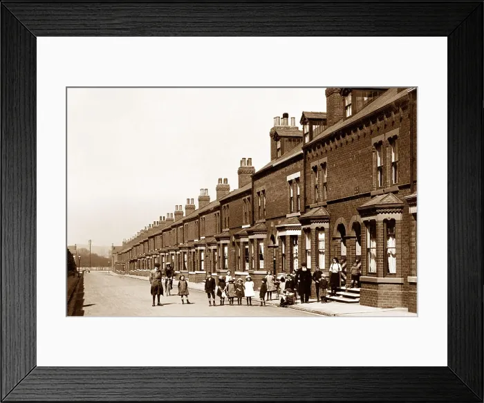 Framed Print : Albany Road, Balby, Doncaster early 1900's Framed Print : Albany Road, Balby, Doncaster early 1900's