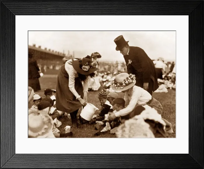 Framed Print : Doncaster Coronation Celebration 22nd June 1911 Framed Print : Doncaster Coronation Celebration 22nd June 1911