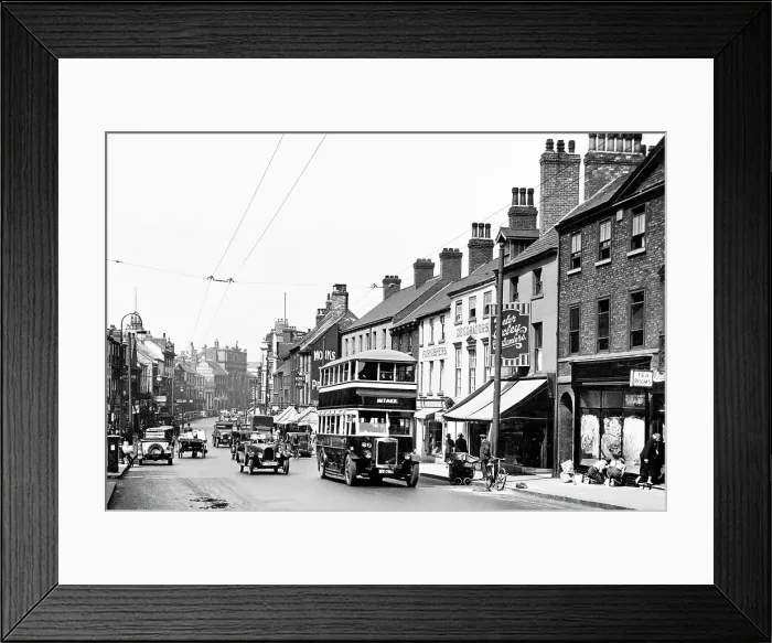 Framed Print : Doncaster Hall Gate possibly 1940s Framed Print : Doncaster Hall Gate possibly 1940s