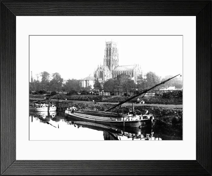 Framed Print : St Georges Minster and Canal, Doncaster early 1900's Framed Print : St Georges Minster and Canal, Doncaster early 1900's