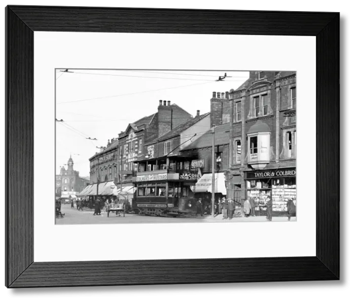 Framed Print : St Sepulchre Gate, Doncaster early 1900's Framed Print : St Sepulchre Gate, Doncaster early 1900's
