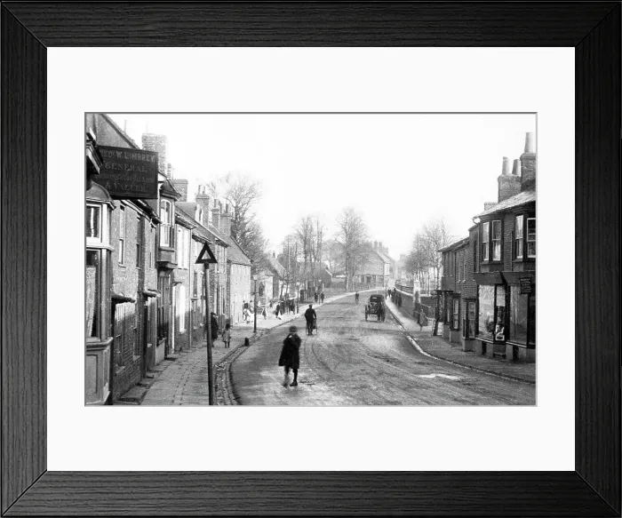 Framed Print : Church Street, Dunstable early 1900's Framed Print : Church Street, Dunstable early 1900's
