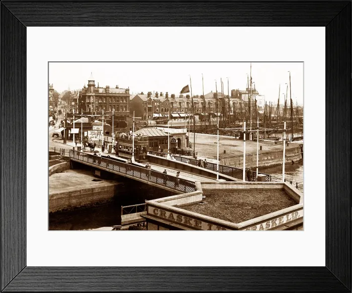 Framed Print : Lowestoft Swing Bridge early 1900s Framed Print : Lowestoft Swing Bridge early 1900s