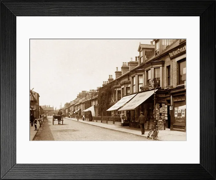 Framed Print : Tonning Street, Lowestoft early 1900's Framed Print : Tonning Street, Lowestoft early 1900's