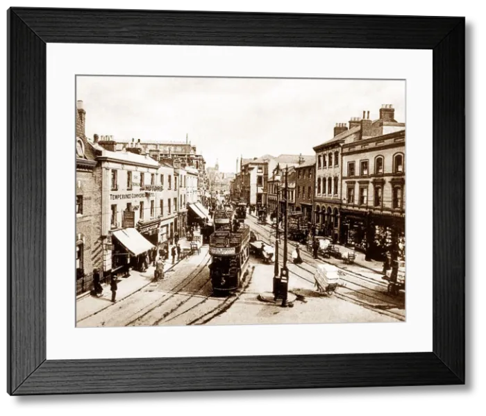 Framed Print : Luton George Street early 1900s Framed Print : Luton George Street early 1900s