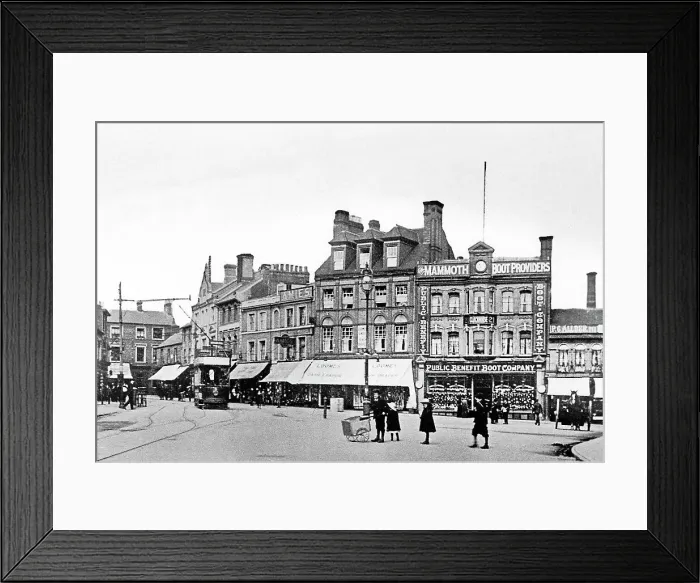 Framed Print : Park Square, Luton early 1900's Framed Print : Park Square, Luton early 1900's