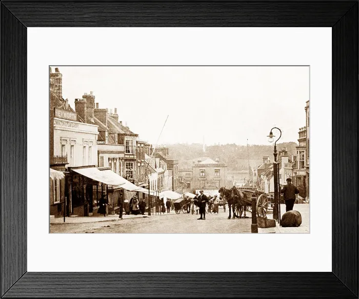 Framed Print : High Street, Lymington early 1900's Framed Print : High Street, Lymington early 1900's