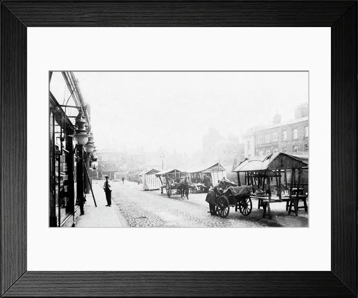 Framed Print : Wisbech Market Place early 1900s Framed Print : Wisbech Market Place early 1900s