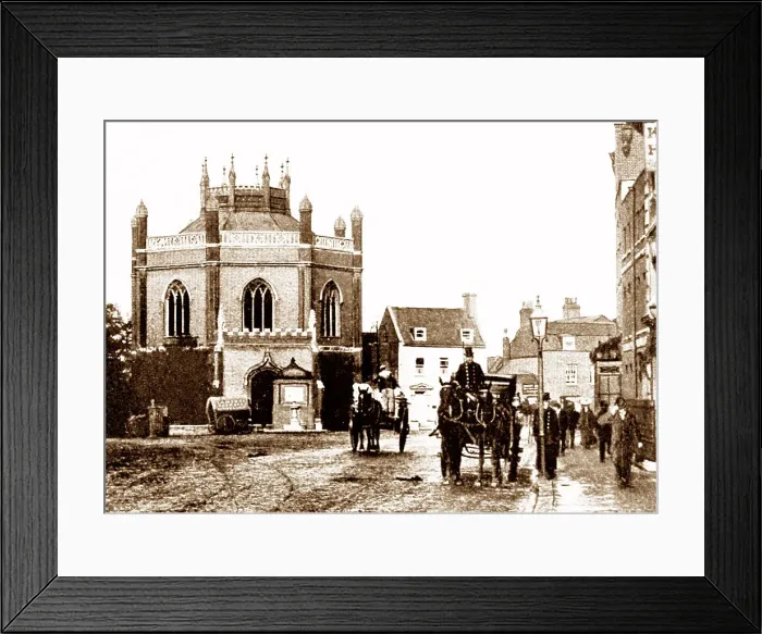 Framed Print : Octagonal Church, Wisbech Framed Print : Octagonal Church, Wisbech