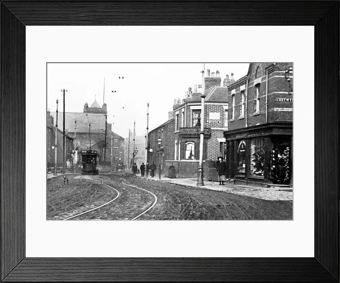 Framed Print : Wolstanton High Street early 1900s Framed Print : Wolstanton High Street early 1900s