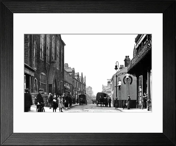 Framed Print : Wombwell High Street early 1900s Framed Print : Wombwell High Street early 1900s