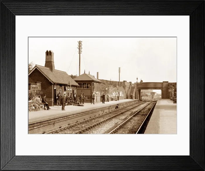 Framed Print : Midland Railway Station, Wombwell Framed Print : Midland Railway Station, Wombwell