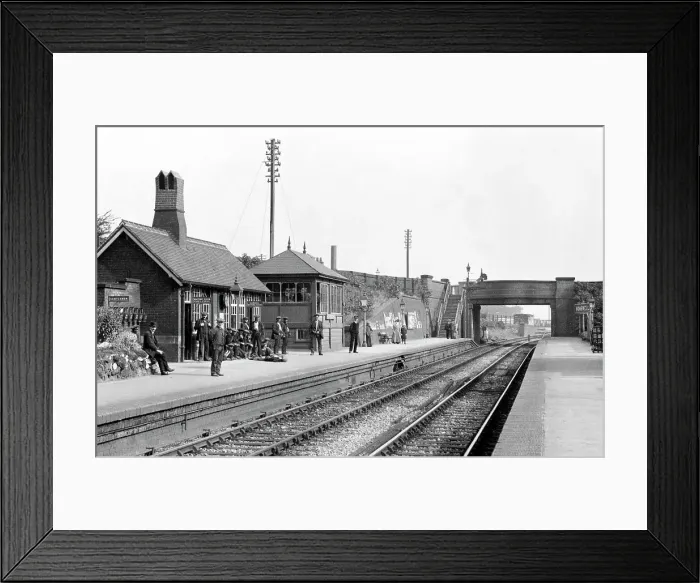 Framed Print : Wombwell Midland Railway Station early 1900s Framed Print : Wombwell Midland Railway Station early 1900s