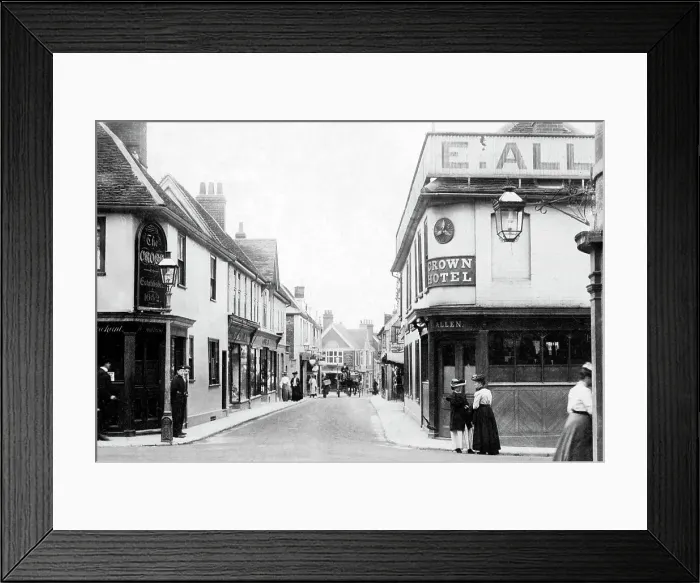 Framed Print : Woodbridge Crown Hotel early 1900s Framed Print : Woodbridge Crown Hotel early 1900s