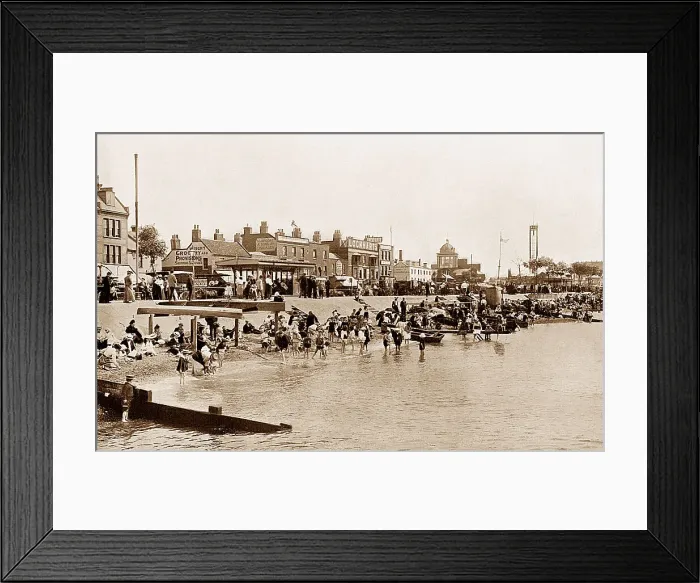 Framed Print : Southend-on-Sea Marine Parade early 1900s Framed Print : Southend-on-Sea Marine Parade early 1900s