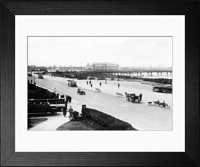 Framed Print : Southport Promenade and Pier probably 1920s Framed Print : Southport Promenade and Pier probably 1920s